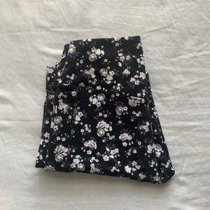 Pink Victoria’s Secret Ultimate V Leggings Floral